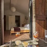 La Mita Vila