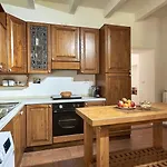 Vila La Mita